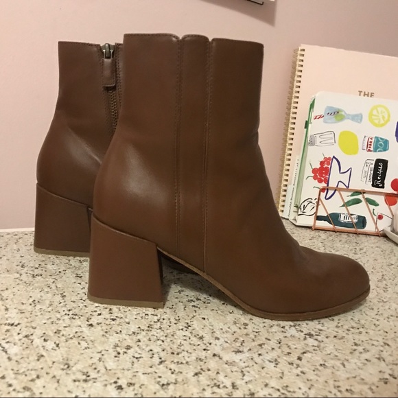 New Leather Eileen Fisher Tris Bootie - Picture 4 of 5